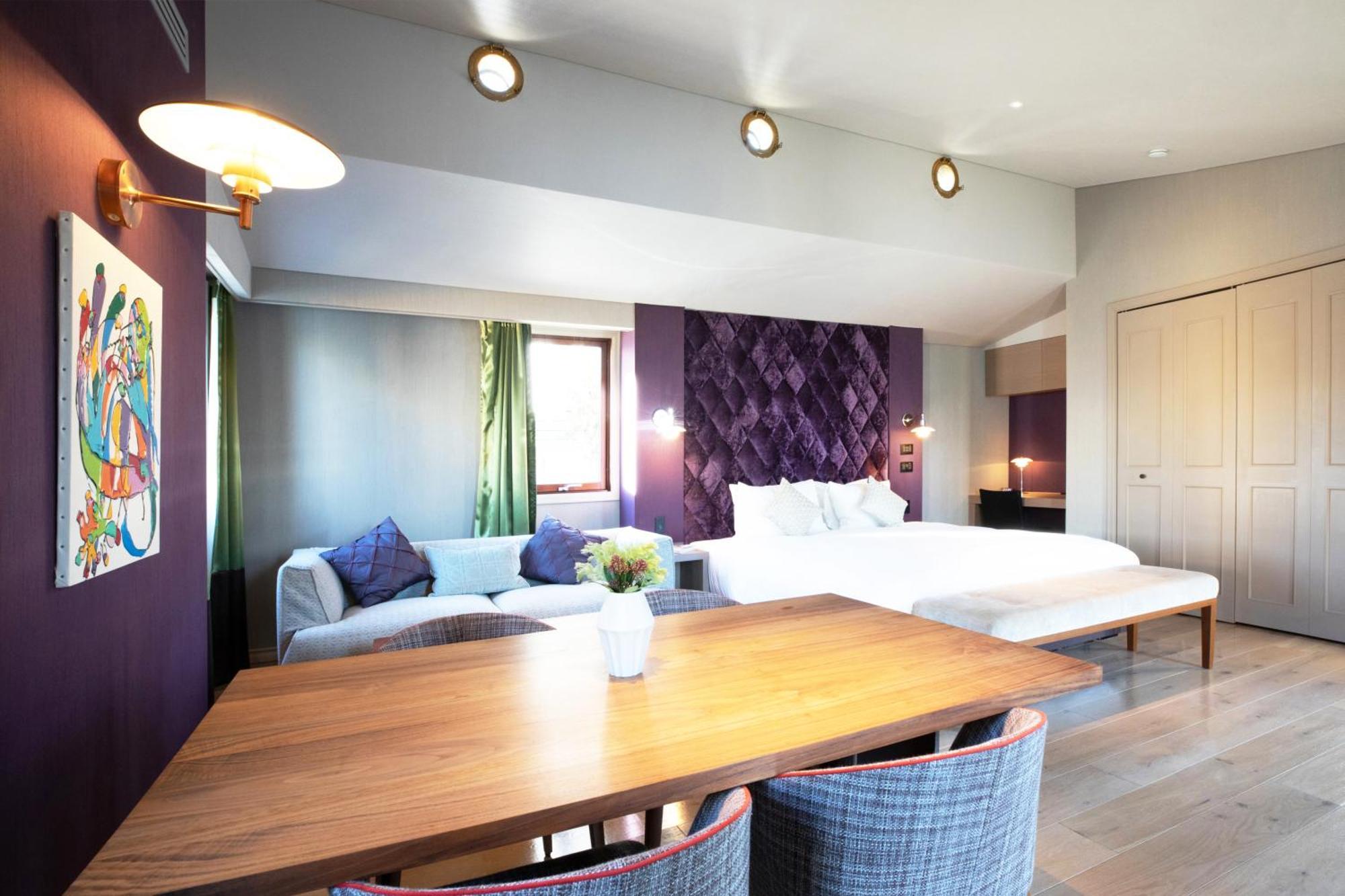 Hotel Petals